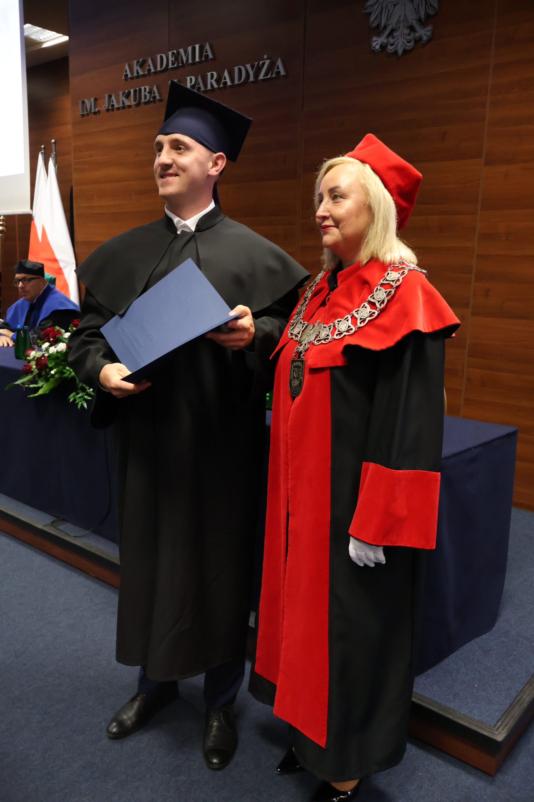 Na zdjęciu Absolwenci AJP.