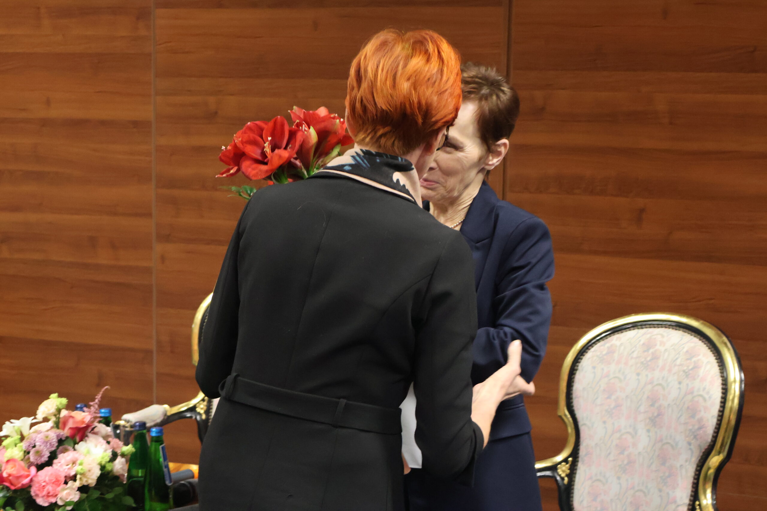 Na zdjęciu minister Elżbieta Rafalska oraz prof. dr hab. Elżbieta Skorupska-Raczyńska.