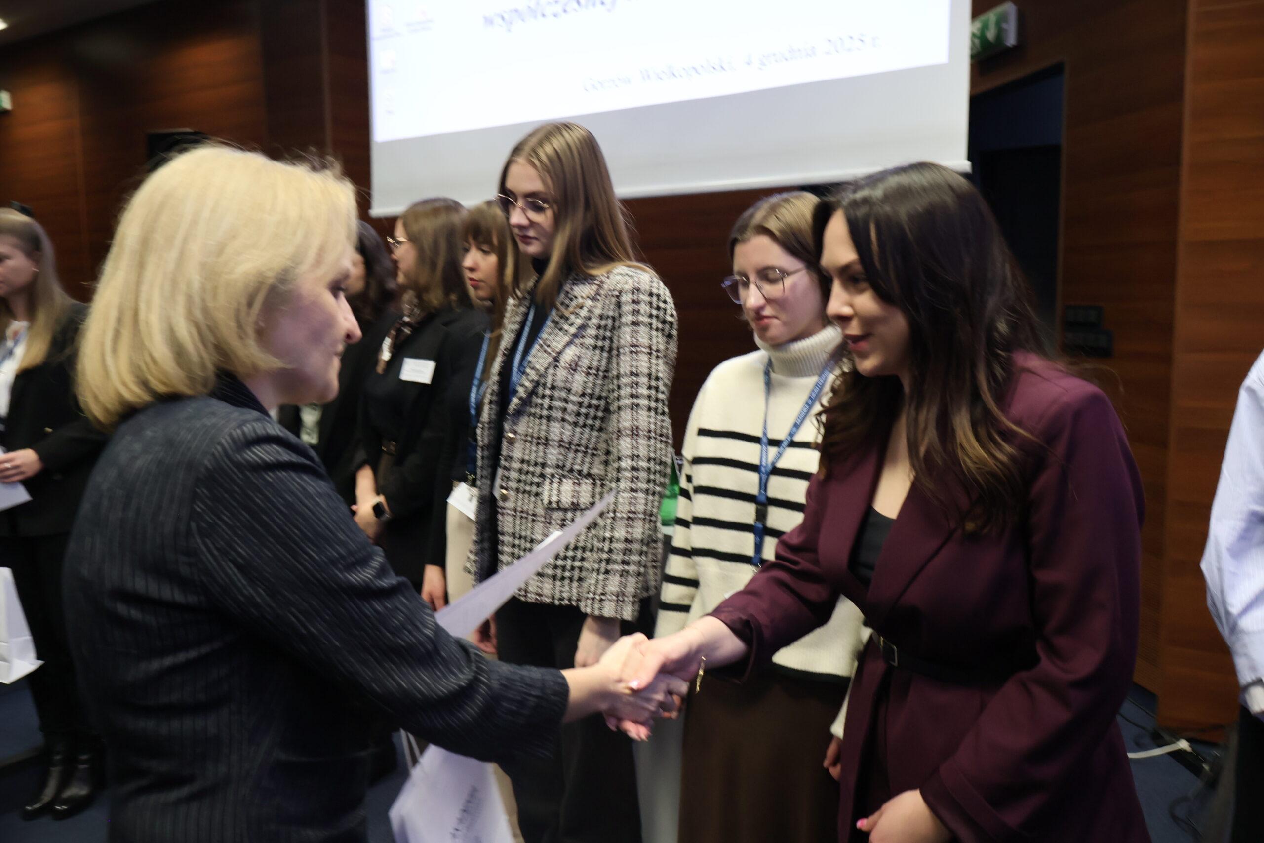 na zdjęciu Dziekan WH prof. AJP dr hab. Agnieszka Niekrewicz oraz prelegenci