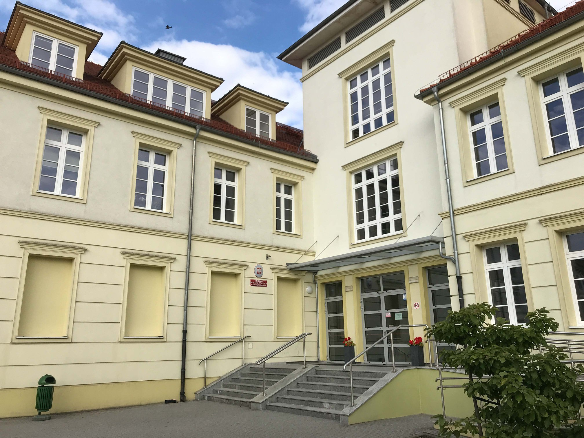 Na zdjęciu budynek nr 5.