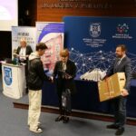 Uczestnicy konkursu Programować każdy może.