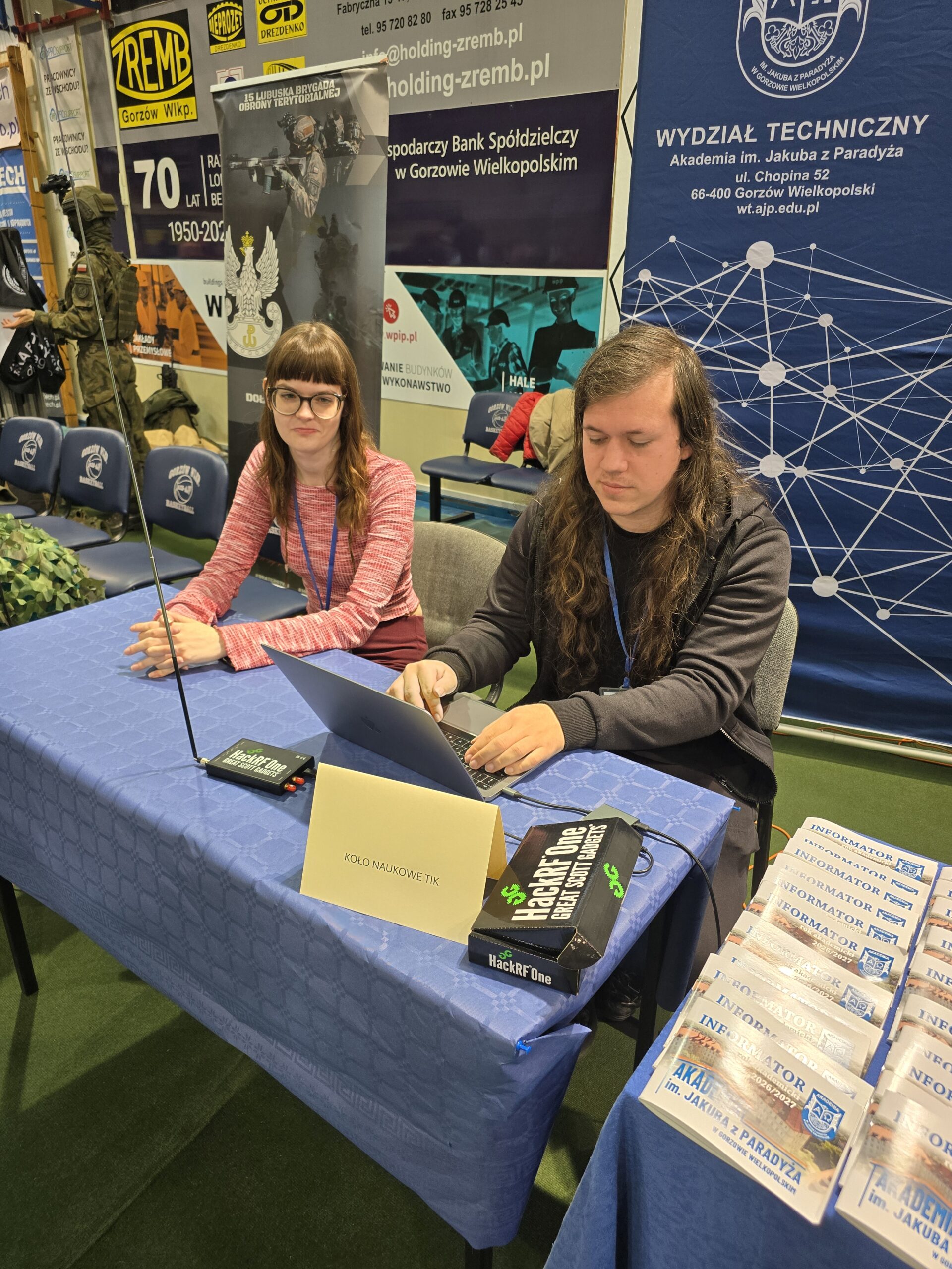 Uczestnicy dnia otwartego AJP.