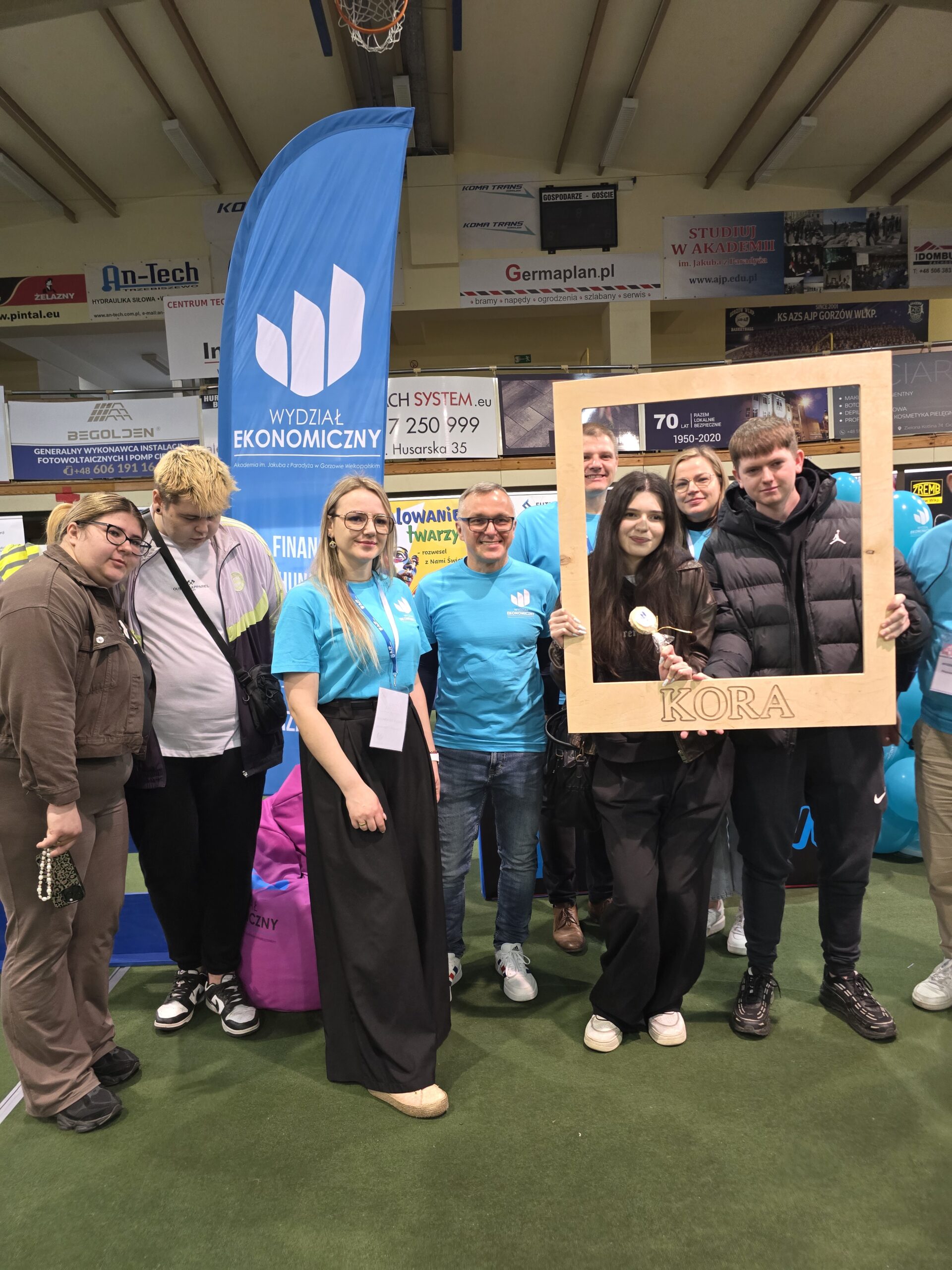 Uczestnicy podczas dnia otwartego AJP.