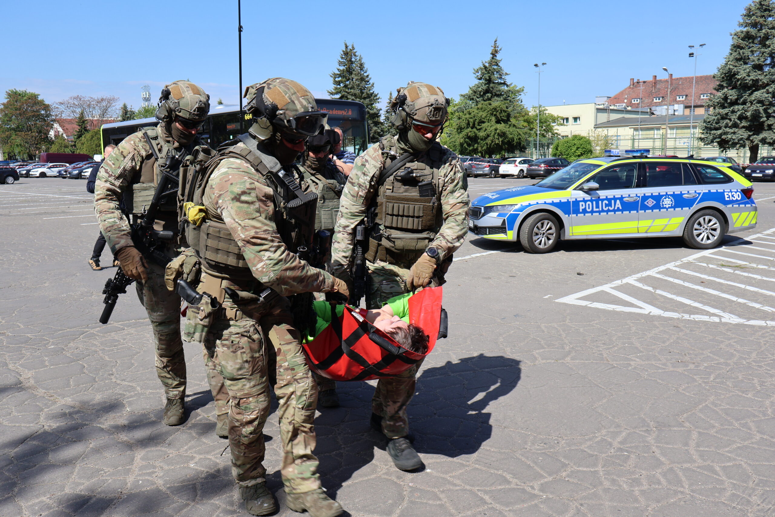 Uczestnicy ćwiczeń SafeAcademy.