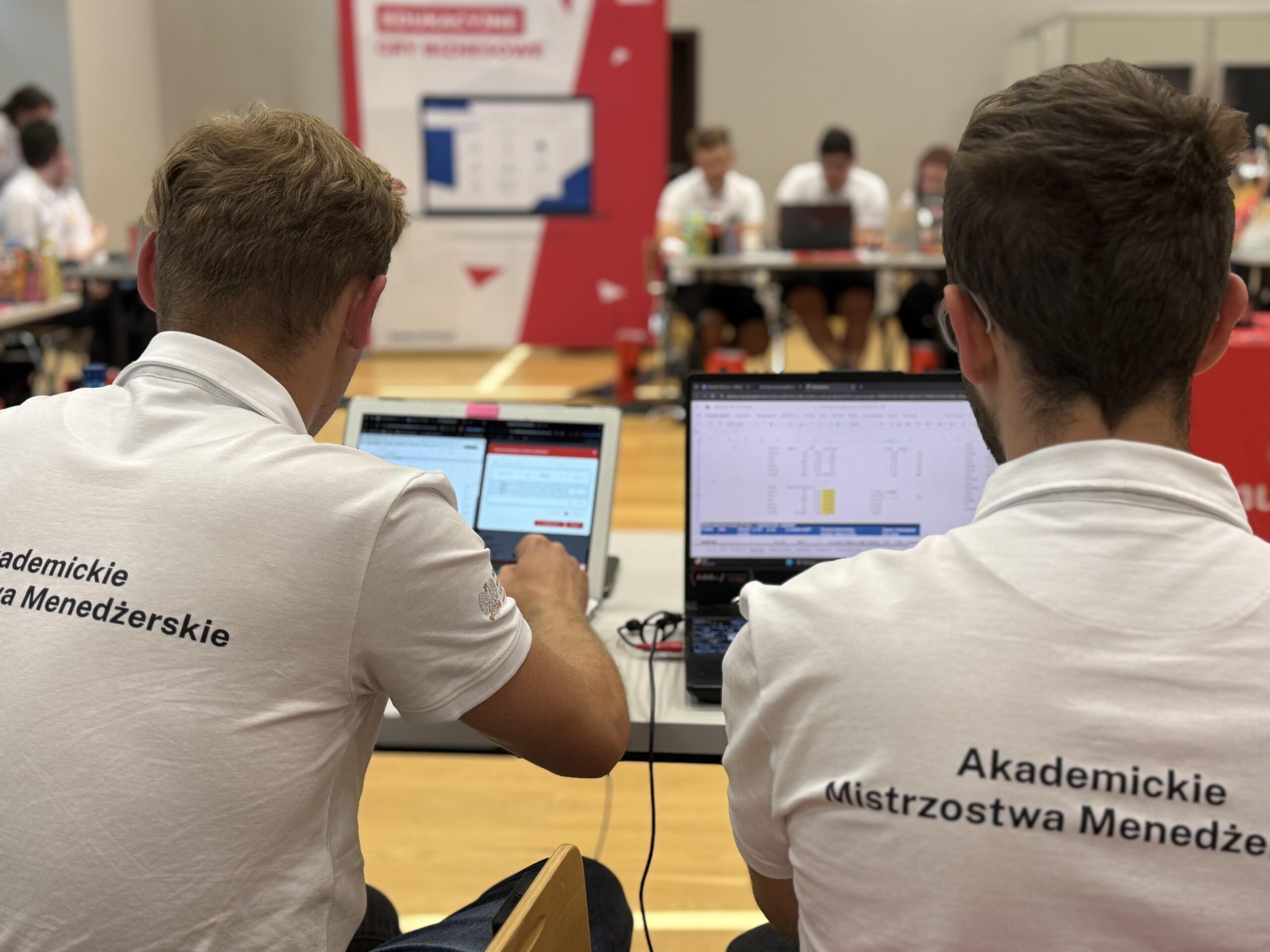 Uczestnicy Akademickich Mistrzostw Menedżerskich 2026.