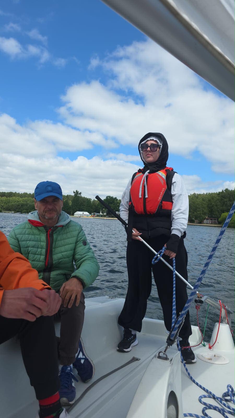 image-1515371826119383